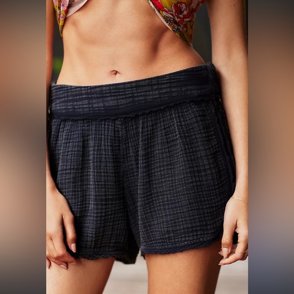 Anthropologie Kaveri Gauze Shorts black - Picture 2 of 6